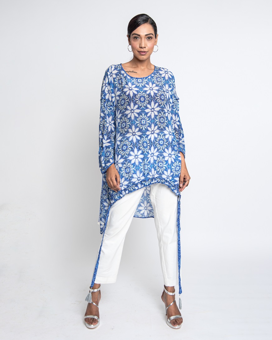 WATER DEMI TOP – Anmol Kakad